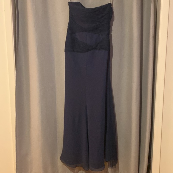 Authentic Vera Wang gown size 8 - Picture 8 of 8